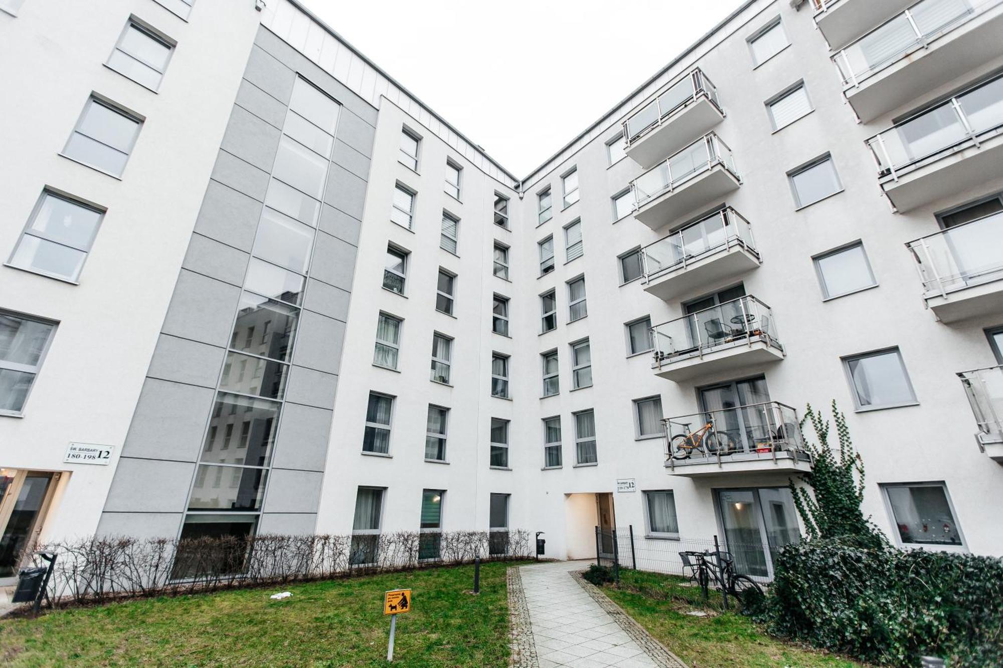 Maya'S Flats & Resorts 42 - Swietej Barbary Gdańsk Exterior foto